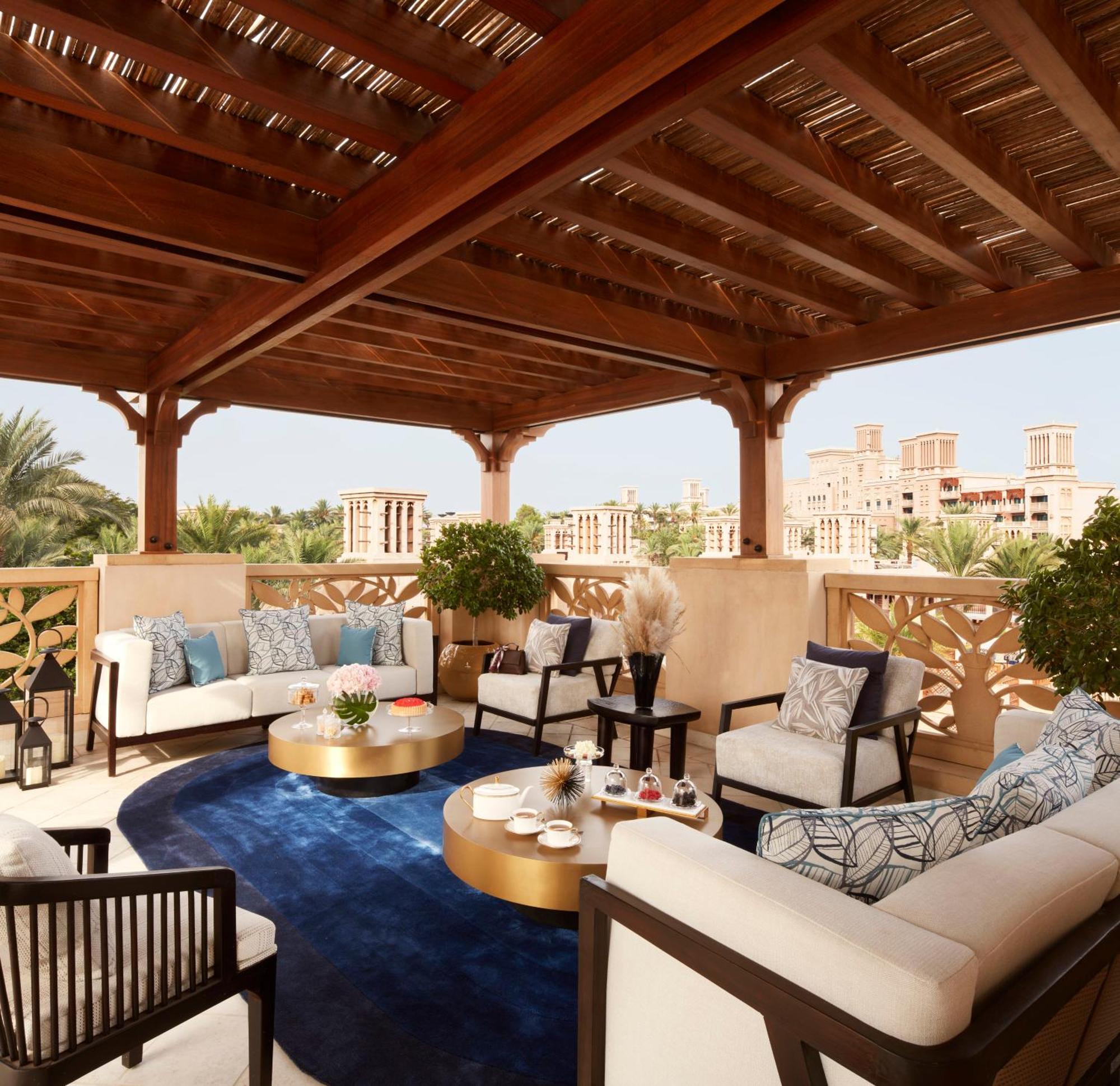 Jumeirah Dar Al Masyaf Dubai Luaran gambar The Terrace at The Oberoi Dubai